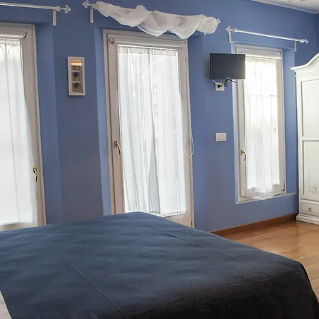 Villino Di Penny Tatil Evi *